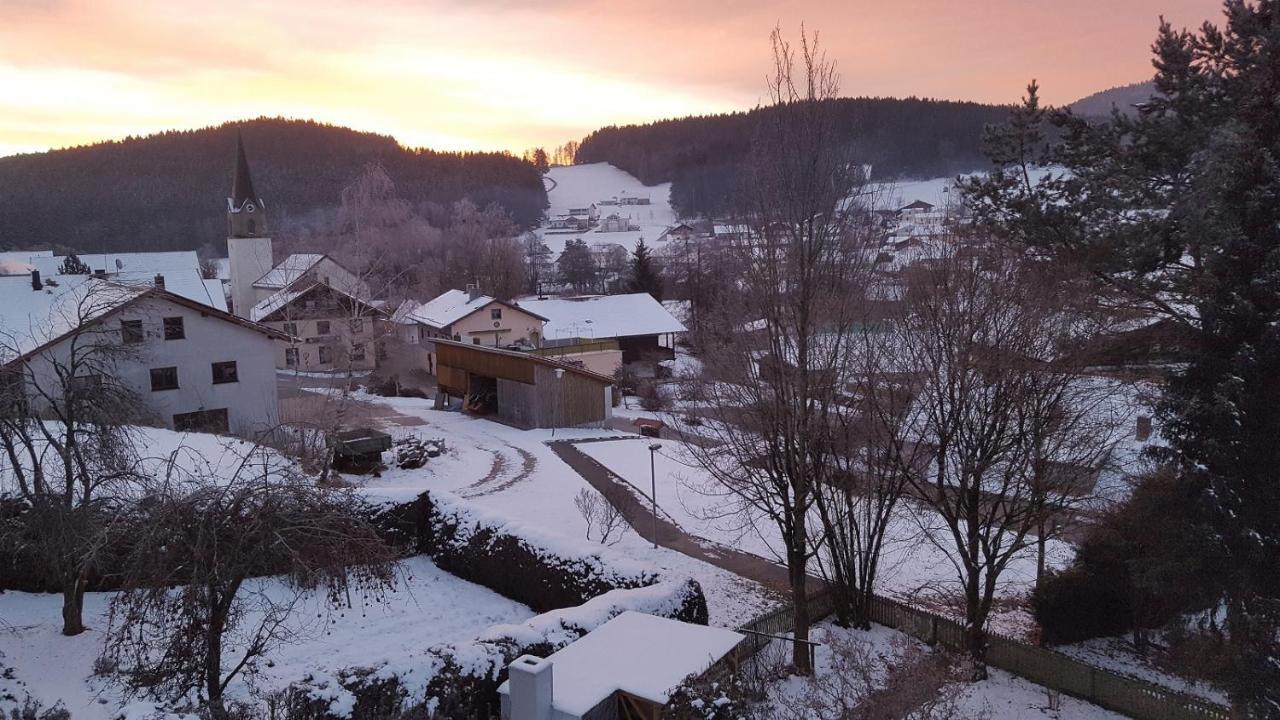 Ferienwohnung Am Kirchberg Achslach المظهر الخارجي الصورة